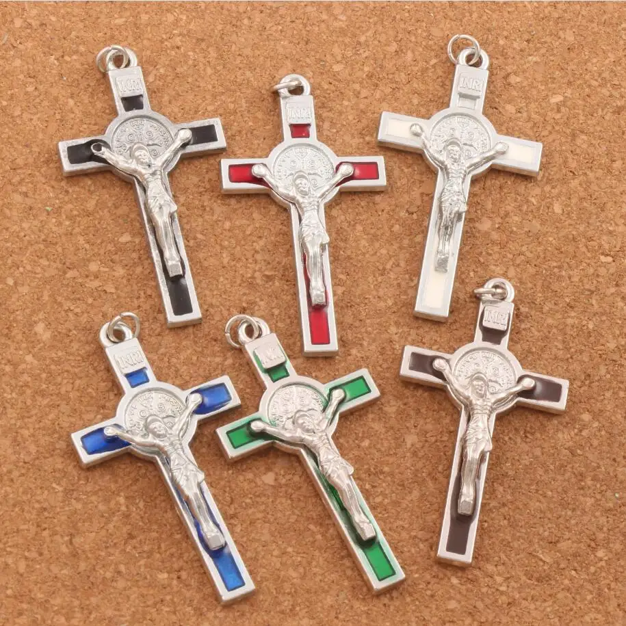 Italia Crucifix