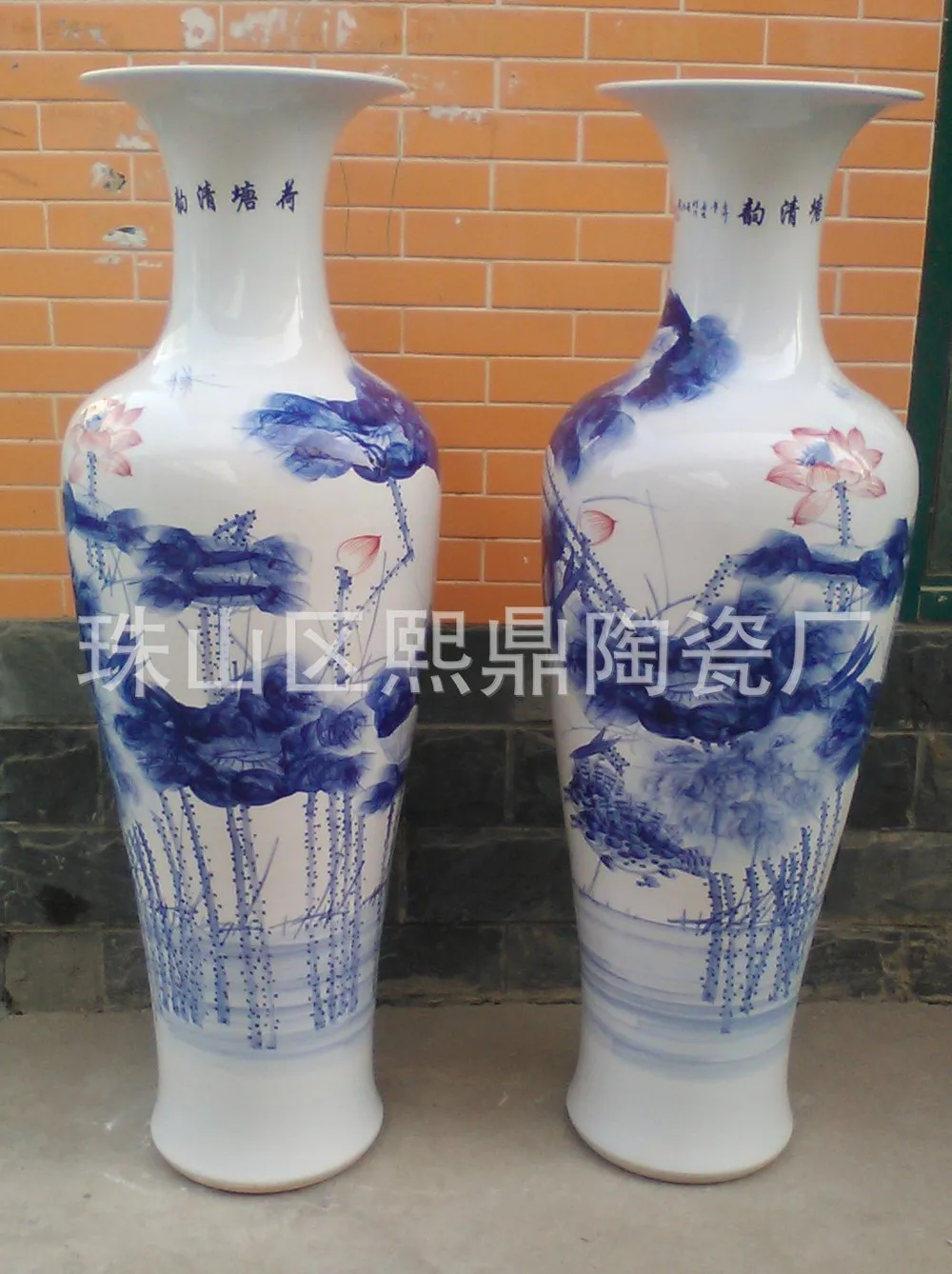 

Jingdezhen Ceramic hand-painted blue and white lotus floor vases grade ceramic crafts Decoration