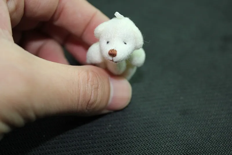 100 шт мини 4,0 см шарнир плюшевый мишка мягкая игрушка кукла; Свадебная коробка игрушка кукла; Одежда и аксессуары для волос Декор сделать