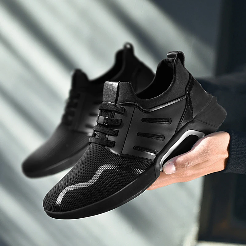 Beste Hot Koop Mannen Schoenen Lichtgewicht Sneakers Ademende Slip on Casual Schoenen Voor Volwassen Mode Schoeisel Zapatillas Hombre Zwart Goedkope