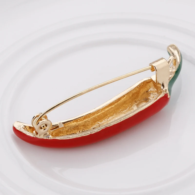 Lifefontier الفلفل الحار دبابيس للنساء الأحمر الفلفل الخضروات سبائك المينا بروش دبابيس الفتيات فستان بتصميم بدلة الاكسسوارات بروش مجوهرات