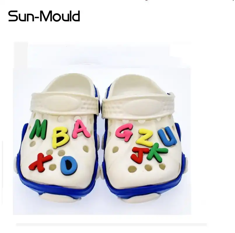 croc letter charms