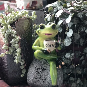 

Europe Frogs Drink Coffee miniature figurines Resin animal Crafts miniature garden decoration Wedding gift home outdoors decorat
