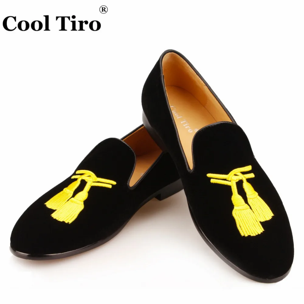 Men velvet slippers Loafers Embroidered (5)