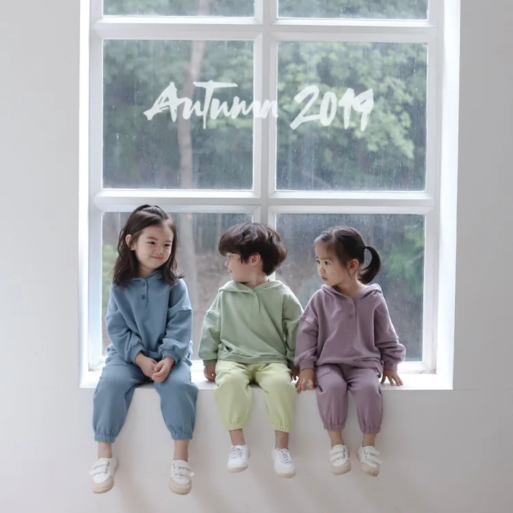 Свитер с капюшоном в Корейском стиле для девочек и мальчиков хлопковая Осенняя детская футболка для детей от 1 до 7 лет