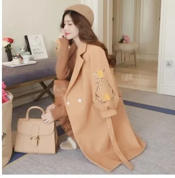 

Office Lady Long Winter Fashion Wool Coats Lantern Sleeve Wool Blend Coat and Jacket Embroidery Floral Coat Femenino
