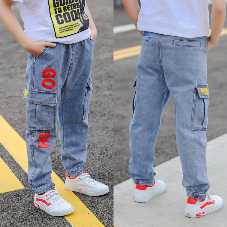 

Boy Cargo Pants 2019 new spring and autumn children's foreign jeans in the big children Korean version of the pants tide