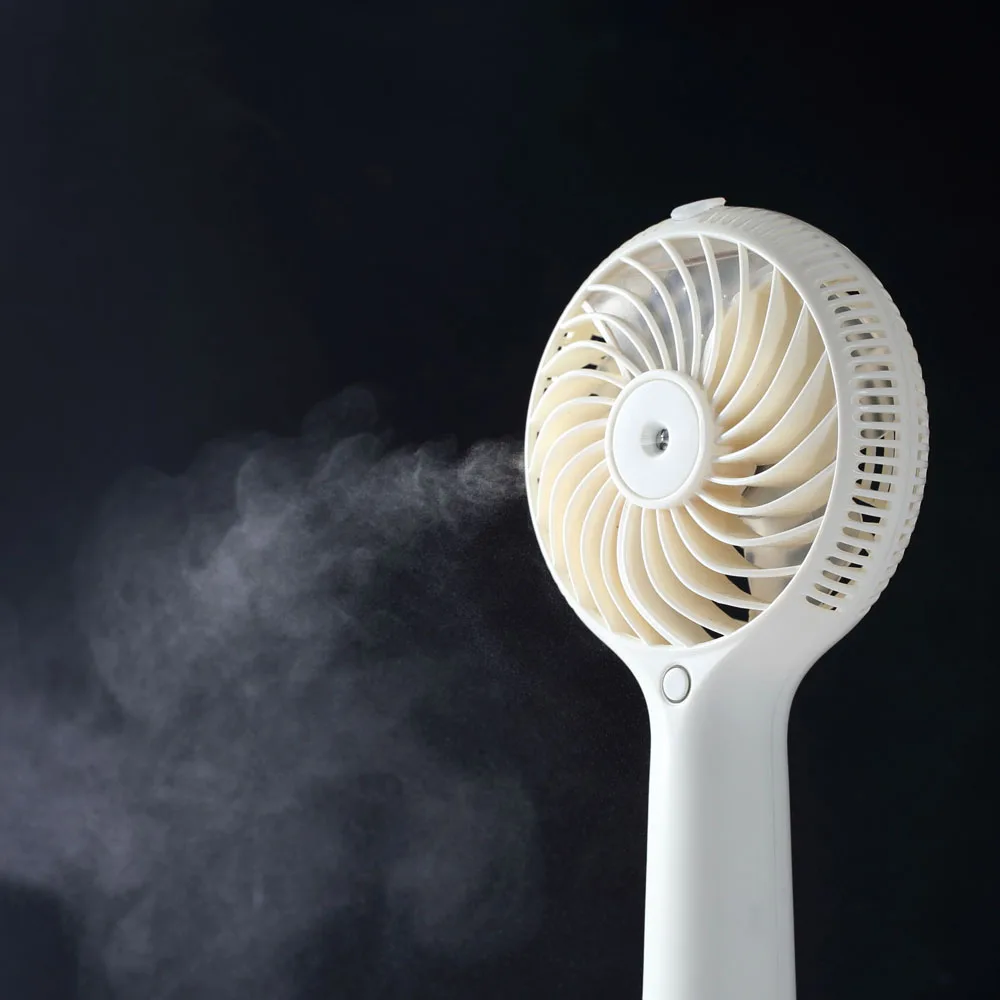 Niebla de agua recargable nebulización humidificador ventiladores 3 colores de pulverización Ventilador potente refrigeración Escritorio de oficina móvil Ventilador
