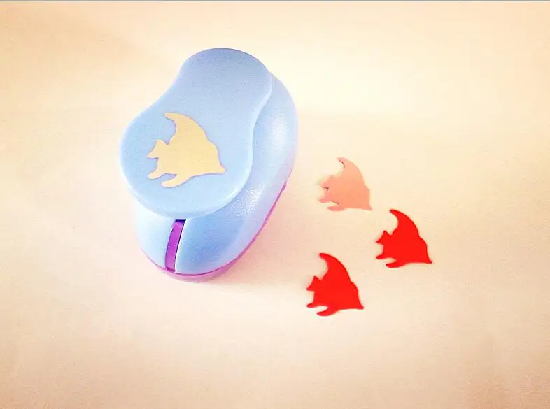 

2-2.5cm fish(peixe) shape EVA foam punch paper punch for greeting card hole punches ,Scrapbook Handmade puncher free shipping