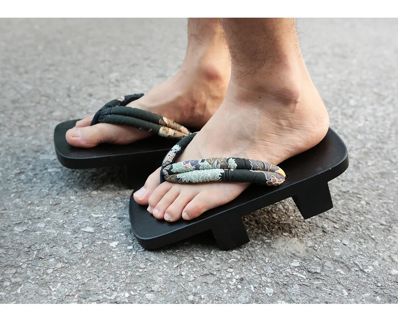 Босоножки в китае