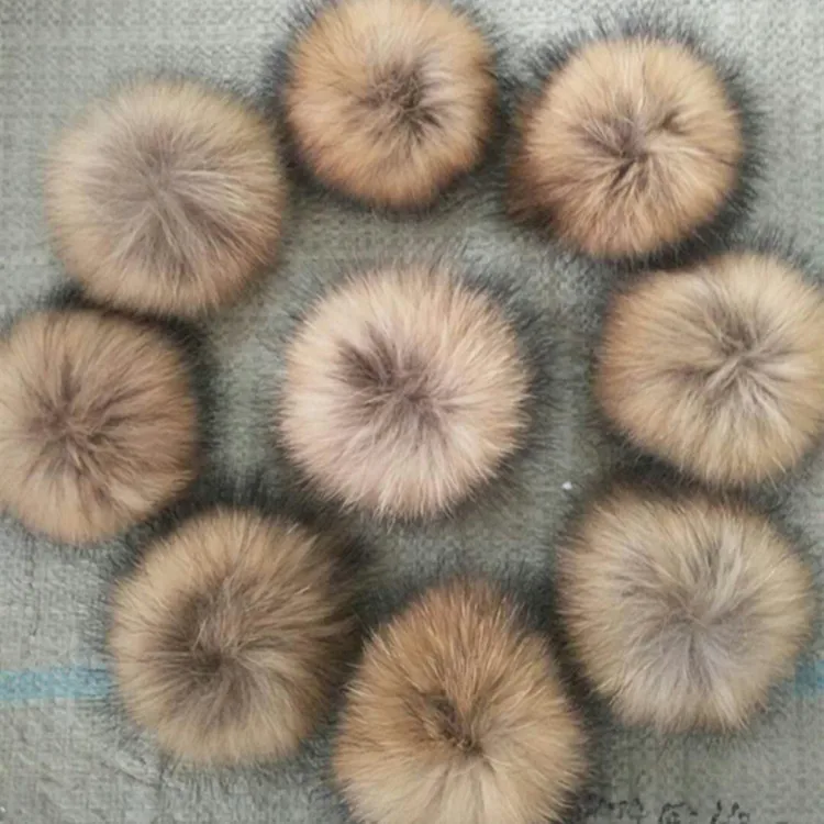 

Size 12-13 CM Wholesale Handmade DIY Real Natural Fur Pompom For Hat Women Beanies Cap Fur Pom Pom Tassels Female Winter Caps