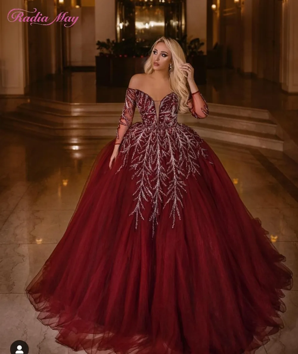 

Arabic Off the Shoulder Burgundy Ball Gown Evening Dresses Beaded Long Sleeves Tulle Princess Kaftan Dubai Prom Party Dress 2019