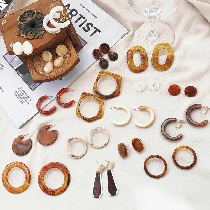 

AOMU 2018 Korean Vintage Acrylic Geometry Oval Big Stud Earrings Set Circle Round Exaggerated Resin Ear Jewelry brincos