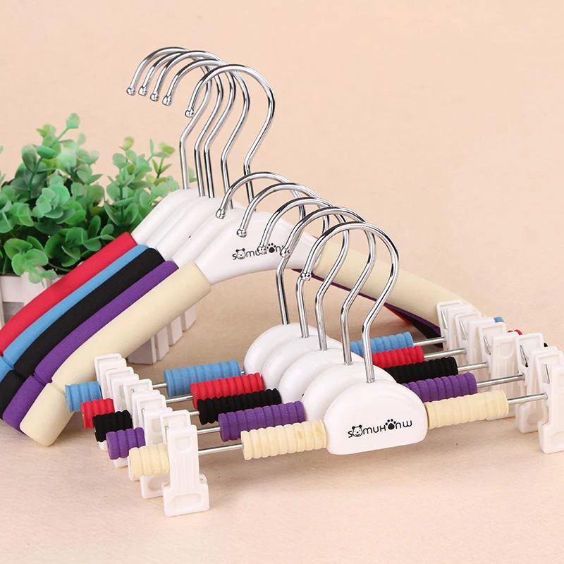10 قطعة/المجموعة الملونة الشماعات الإبداعية المطاط عدم الانزلاق الأطفال السراويل الجافة الغسيل متعددة الوظائف الديكور خزانة تجفيف رفوف