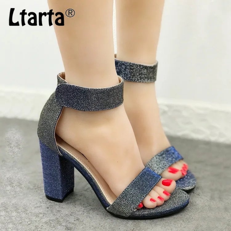 

LTARTA Long-term summer product simple bright shiny piece gradient word open toe thick high heel sandals women's shoes DF-QQ999