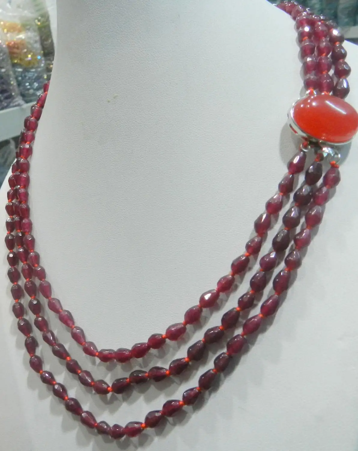 

DD New 3 rows of droplets faceted garnet ruby buttons & hand-woven necklace AAA+++ WW