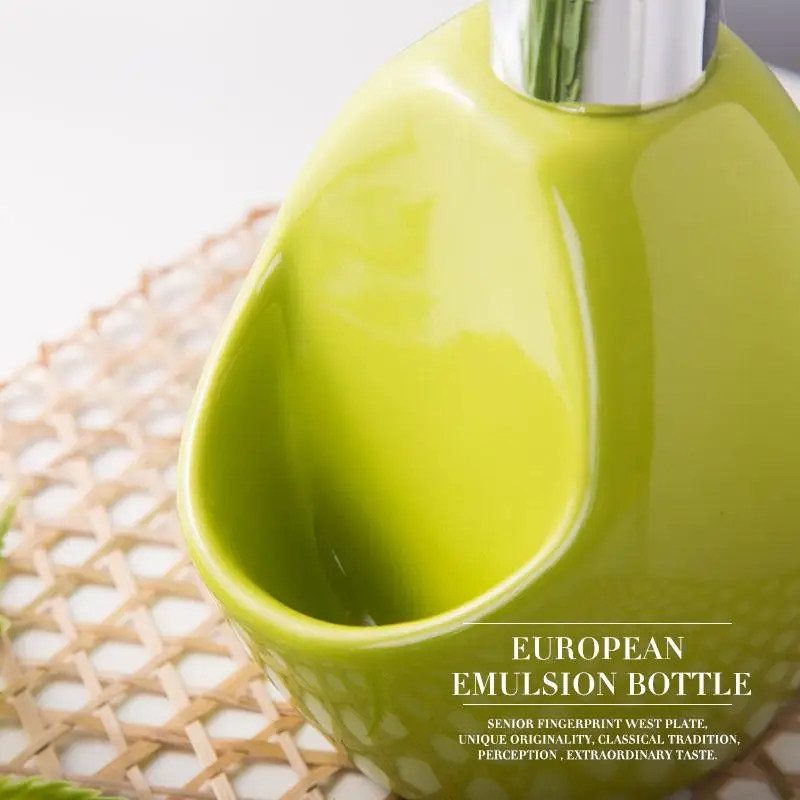 Fashion bathroom sanitary ware ceramic hand washing liquid bottle bottle