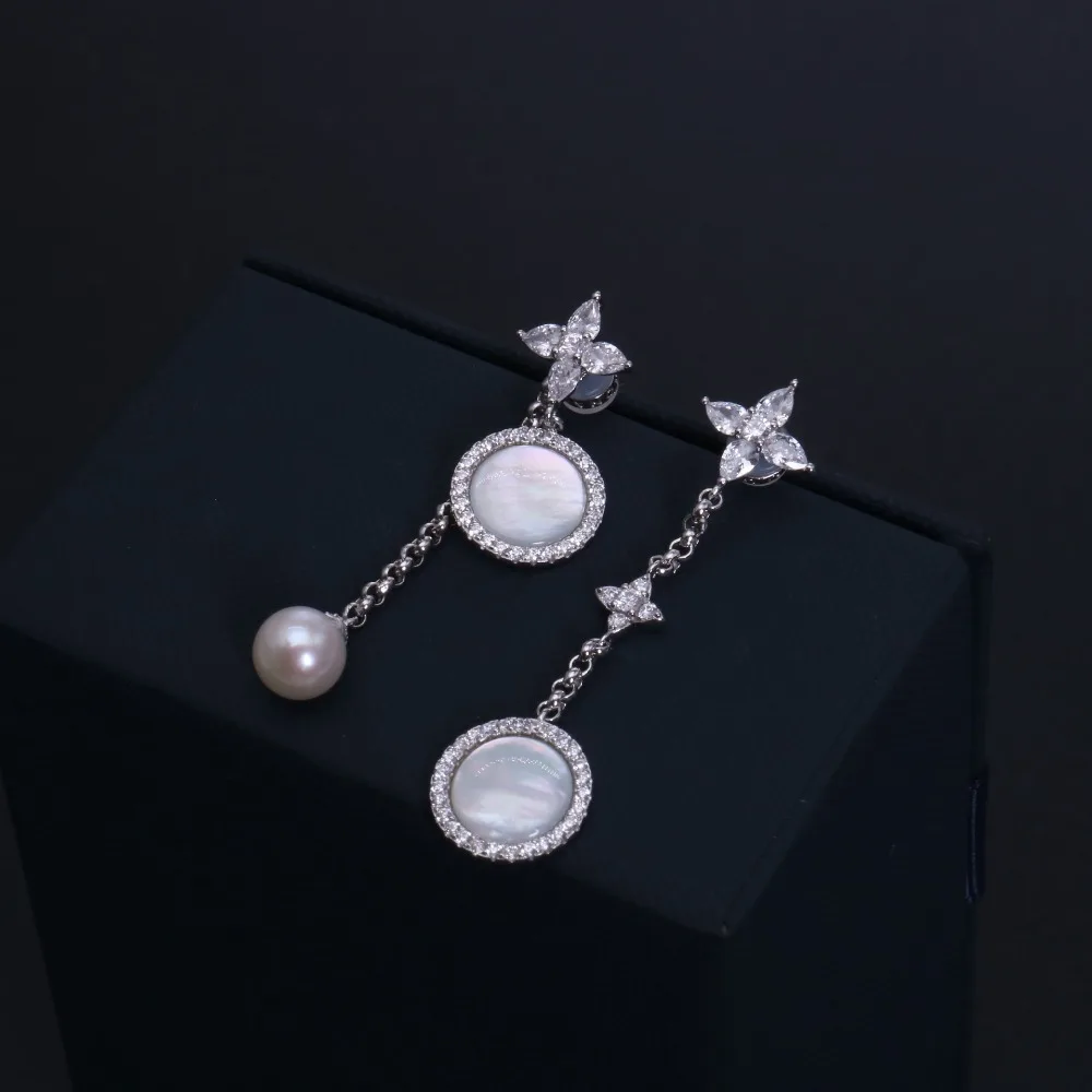 

Fashion Drop Earring High Quality Pearl White shell Charm Cross Flower Earrings for Women Mother's Day Gift ZK40