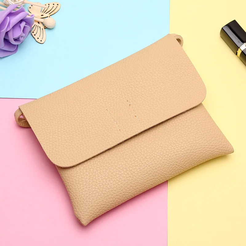 

New women's short staple wallets for 2019