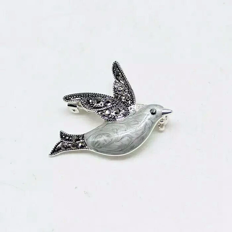

Elegant fashion enamel gray pigeons alloy pin drop glaze female model
