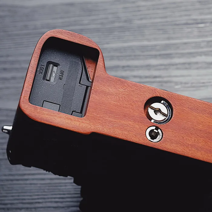 Wooden Quick Release L Plate / L Bracket Hand Grip Holder Perfect fit for Sony A7R3  A7 A9