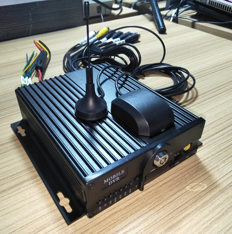 Gps позиционирование видеонаблюдения Автомобильный видеорегистратор 3g оборудование в режиме реального времени AHD 4 Автомобильный видеорегистратор общий интерфейс