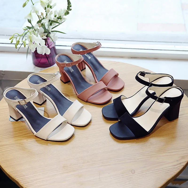 

Loafers Women's Slippers 2019 Shoes Med Platform Heeled Mules Designer Slides Square heel New Heels Luxury Sliders Soft