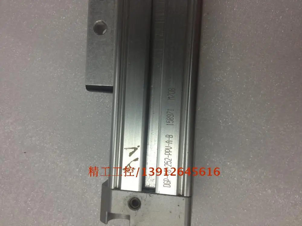 

[SA] Germany FESTO original rodlesscylinder DGP-18-252-PPV-A-B 158971 spot