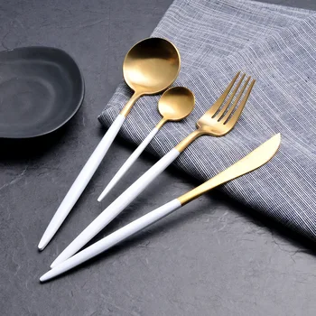 

4-piece Korean Style Gold Bestek Cutlery Set Dinner Forks Knives S poons 18/8 Stainless Steel Portugal Golden Dinnerware set