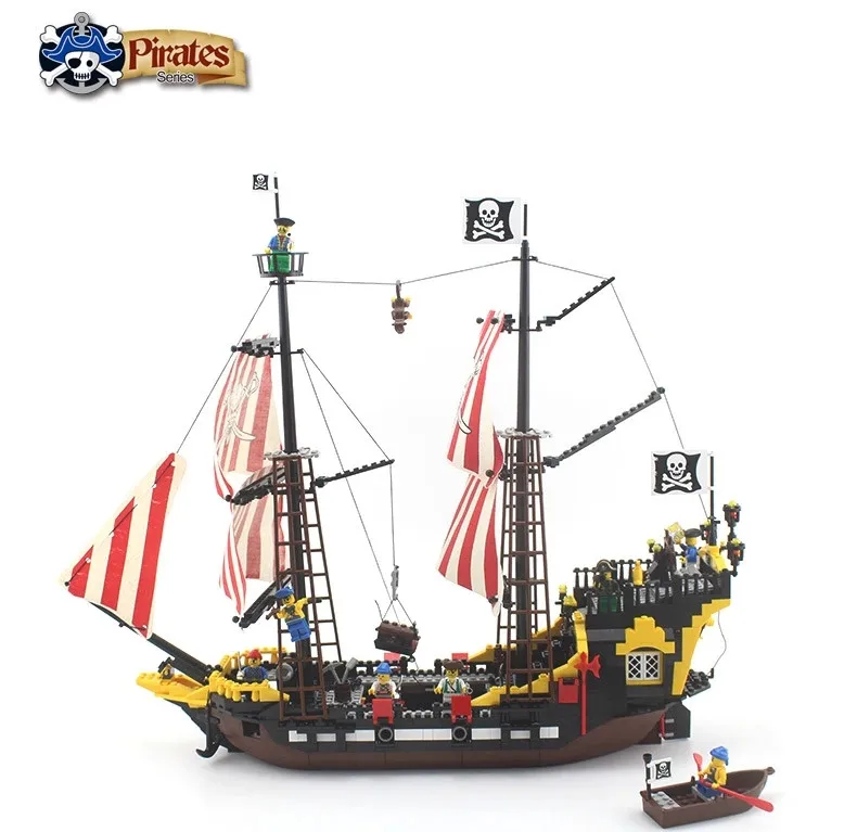 

Model building kits compatible with lego 6243 city pirates battle ship 780 pcs 3D blocks Bricks figure toys for children