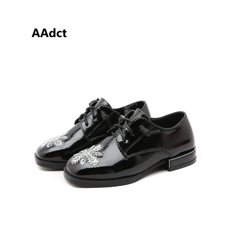 

Aadct 2018 Autumn School leather girls shoes Casual leather embroidery children shoes High quality non-slip Kids shoes