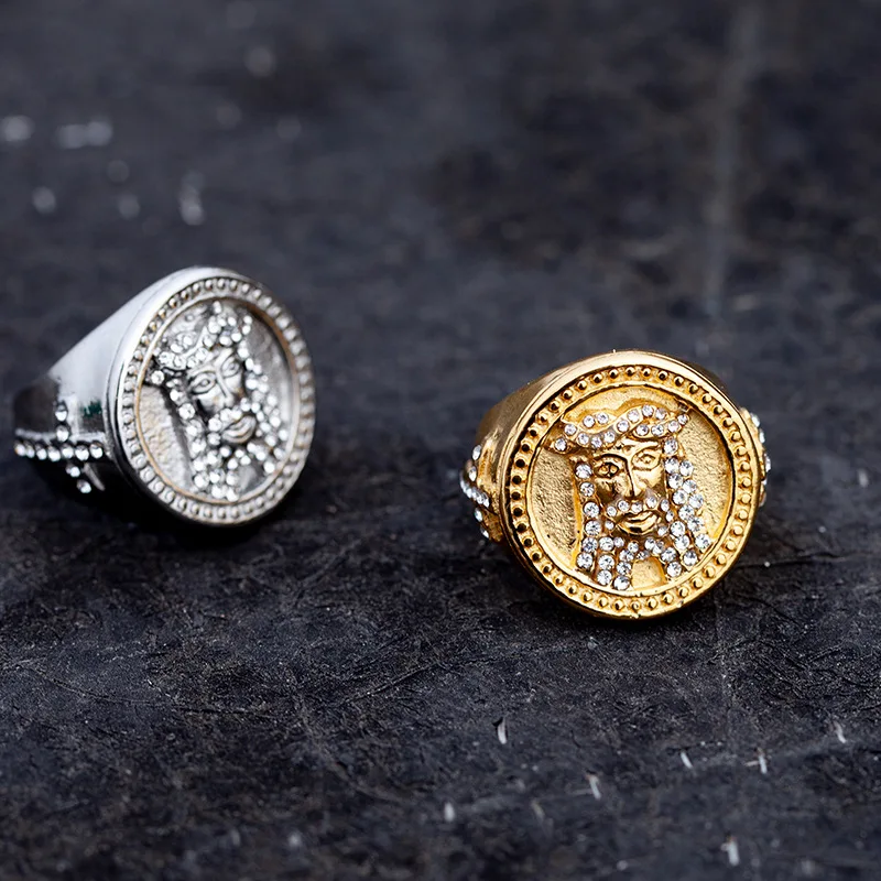 

2018 New Men Hip hop Jesus Cross Rings Stainless Steel with Rhinestone Fashion PoPular Vintage Charm Ring Hiphop jewelry gifts