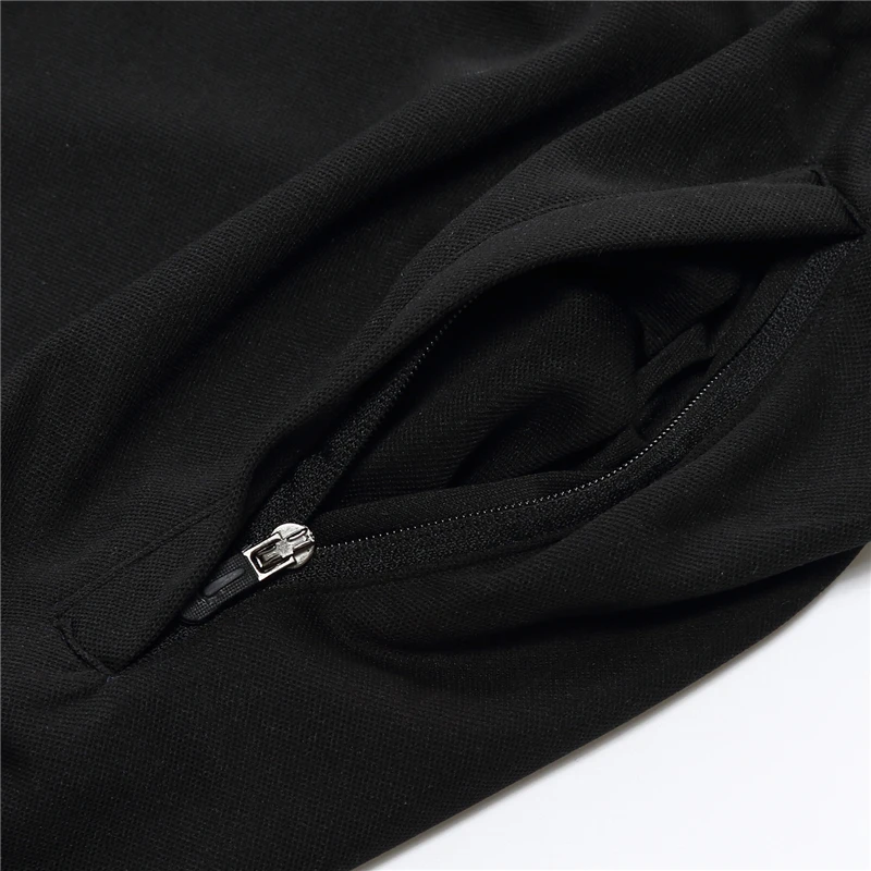 8589154299_935546668