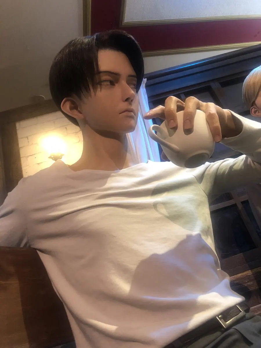 《进击的巨人》声优7人游大阪环球影城,被还原度感动到哭!