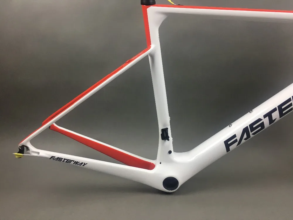 Sale white red with black  FASTERWAY classic carbon road frameset UD weave carbon bike frame:Frameset+Seatpost+Fork+Clamp+Headset 103