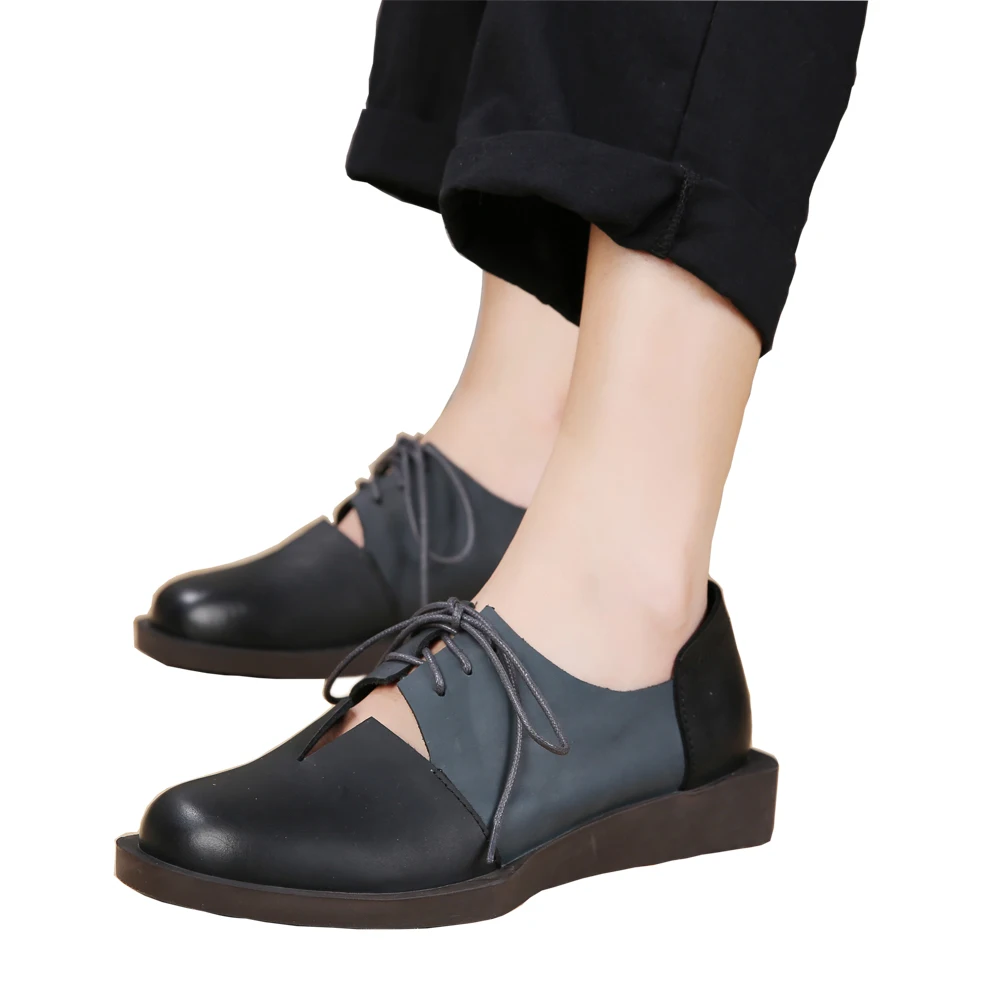 trendy flat shoes 2018