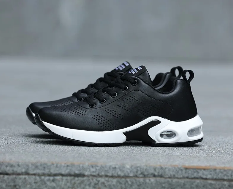 QQ20180629-175651.Women Casual Shoes 2018 Spring Autumn Soft Leather Women Shoes Fashion Women Flats Breathable Women Sneakers