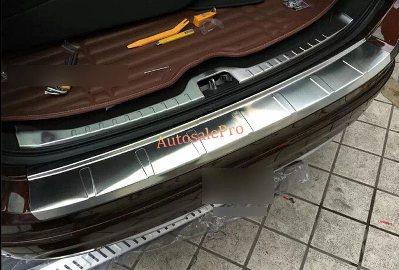 Stainless Steel Outer Door Sill Scuff plate cover Trim For Volvo XC60 2009-2015