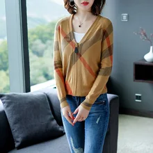 Striped v-neck elastic knit zipper cardigans sweater coats 2018 new long sleeve women autumn short coats Striped v-neck elastic knit zipper cardigans sweater coats 2018 new long sleeve women autumn short coats