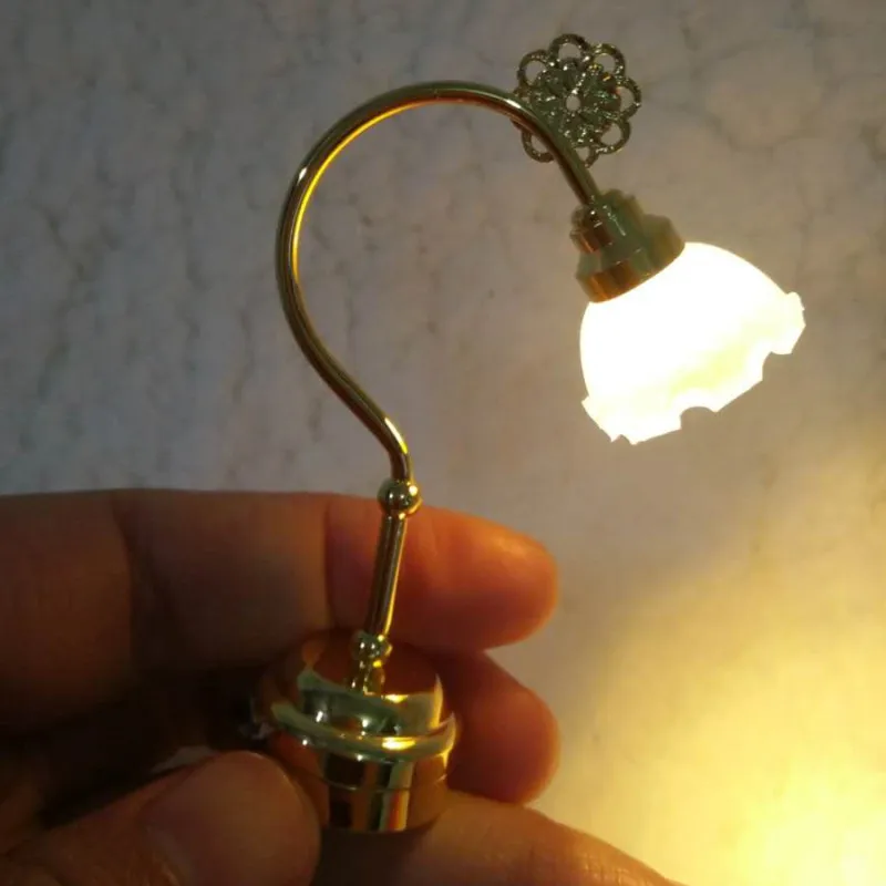 doll house miniature lamp
