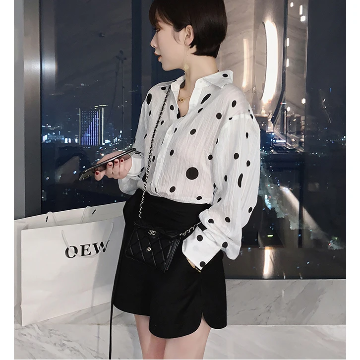 

polka dot pattern long sleeve shirt and short pants two-piece suit