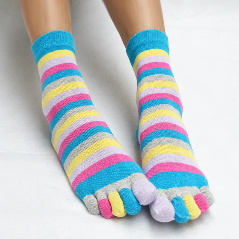 Популярные женские носки с пятью пальцами, модные забавные носки, полосатые хлопковые Повседневные носки с пальцами, цветные рождественские носки skarpetki