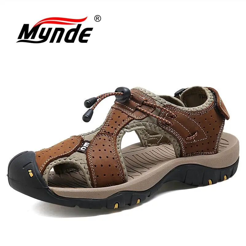 Mynde جديد أزياء الصيف الرجال الصنادل الشاطئ تنفس ماركة الرجال جلد طبيعي حذاء الرجل عارضة أحذية زائد الحجم 39-46 Mynde جديد أزياء الصيف الرجال الصنادل الشاطئ تنفس ماركة الرجال جلد طبيعي حذاء الرجل عارضة أحذية زائد الحجم 39-46