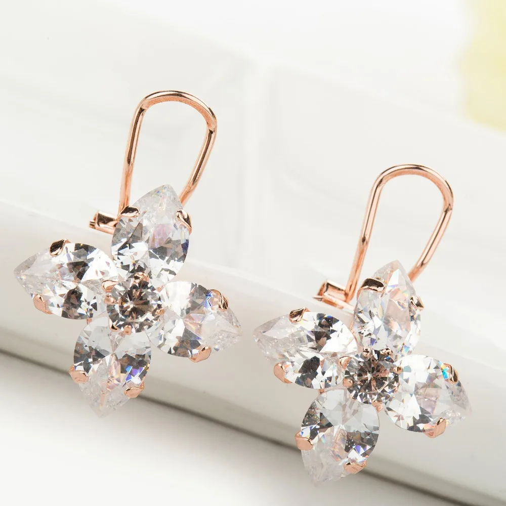 

Classic Austria Cubic Zircon Crystal Four Petals Flower Tiny Elegant Stud Earrings Jewelry for Women EH1007