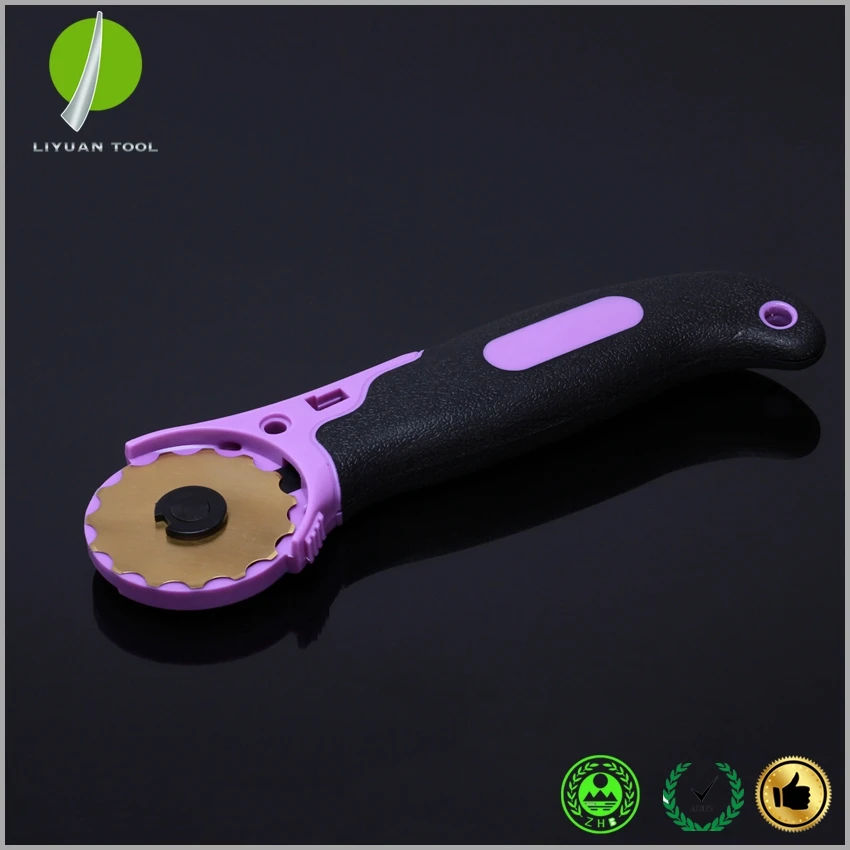 

45MM Rotary Cutter for Making holes with 1pc Titanium Coating Crochet Edge blade 15 Skip edges