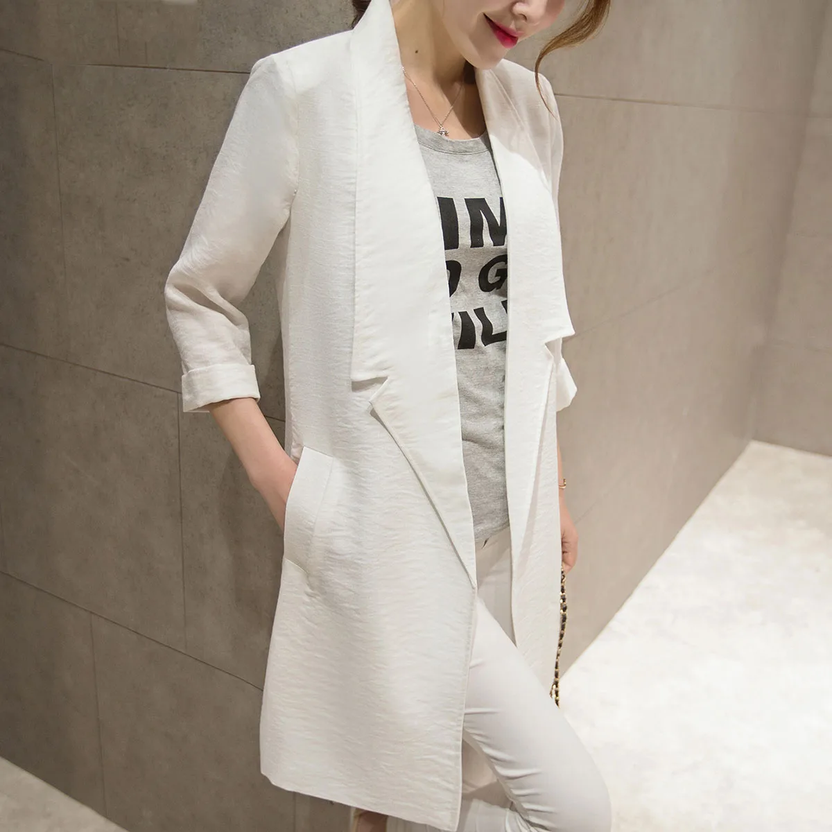 Suitableforspringandsummerwomenthinfemalelinenwhitetopcoat.jpg