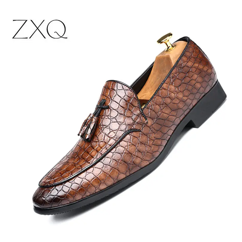 

Men Wedding Dress Shoes Luxury Brand Tassels Flat Footwear Slip On Loafers Male Leather Oxford Shoes For Men Zapatillas Hombre