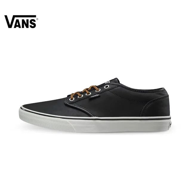 vans nere e grigie