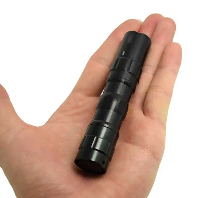 

1PC Super Bright Tactical Flashlight Mini Useful Torch Waterproof 600 Lumens Lanterna Small Torch Lamp for Outdoor Camping
