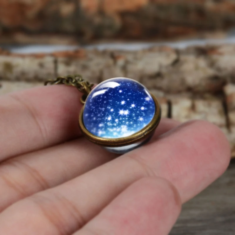 Starry-Sky-Necklace-Women-Pendant-Necklaces-Fashion-Jewelry-2018-New-Universe-Necklace-Star-Earth-Planet-Moon(4)
